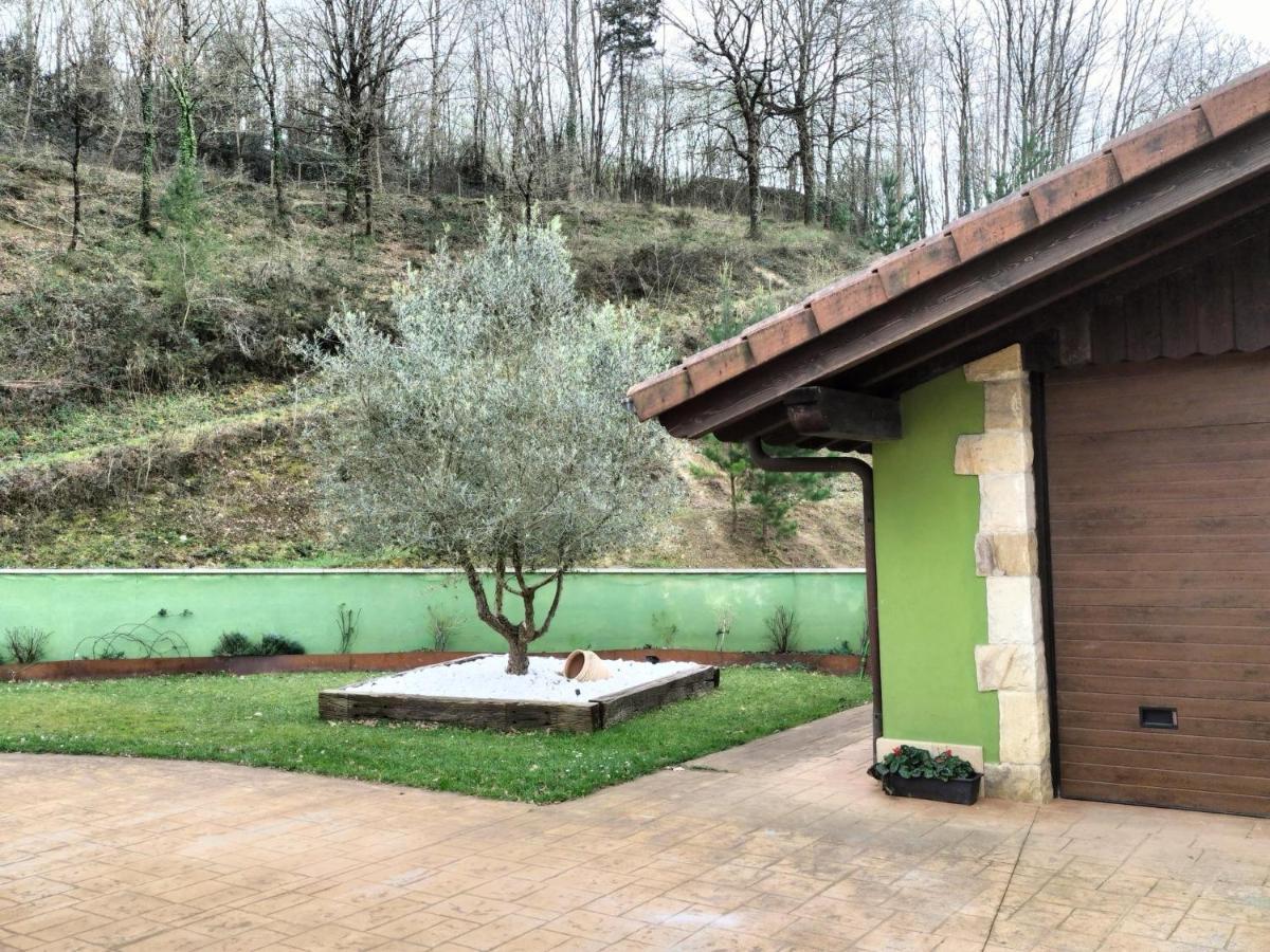 Leku Eder Apartment Areatza Exterior photo
